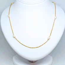 Load image into Gallery viewer, 19.2Kt Gold Freshwater Pearl Necklace