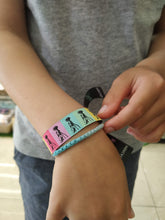 Load image into Gallery viewer, Face of Our Lady of Fatima Cloth Bracelet