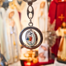 Load image into Gallery viewer, Jubilee Keychain