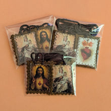 Load image into Gallery viewer, Our Lady of Mount Carmel Scapular - 100% Portuguese Wool
