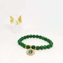 Load image into Gallery viewer, Natural Green Stone Bracelet with Golden Stainless Steel Miraculous Medal