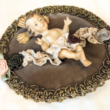 Load image into Gallery viewer, Baby Jesus with Round Pillow
