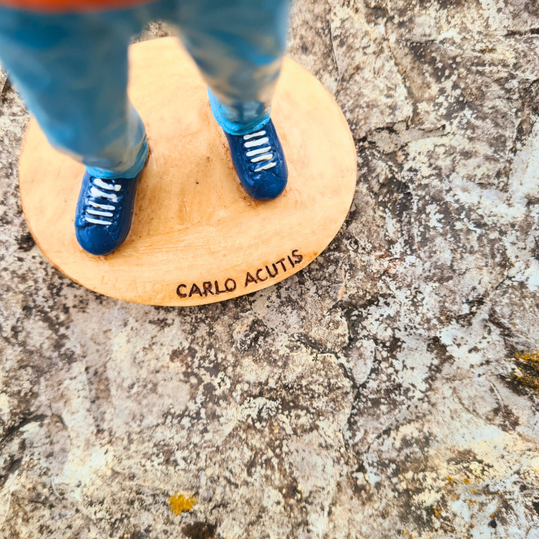 Carlo Acutis Statue