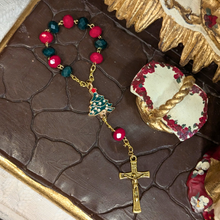 Load image into Gallery viewer, Christmas Decade Rosary
