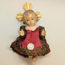 Load image into Gallery viewer, Dressed Baby Jesus with Pillow [Premium] - 3.94&#39;&#39; | 10cm
