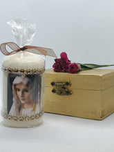 Load image into Gallery viewer, Apparitions of Our Lady Of Fatima Candle 3.9&#39;&#39;| 10 cm
