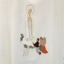 Load image into Gallery viewer, Marian Chasuble - Apparitions of Our Lady of Fatima
