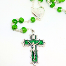 Load image into Gallery viewer, Our Lady Heart Green Rosary

