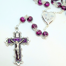 Load image into Gallery viewer, Our Lady Heart Purple Rosary
