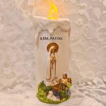 Load image into Gallery viewer, Our Lady’s Light - Fatima Apparition Candle (4.3&#39;&#39; | 11 cm)
