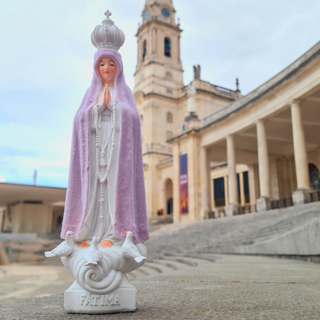 Our Lady of Fatima Statue – 2025 Edition - Color-Changing Mantle
