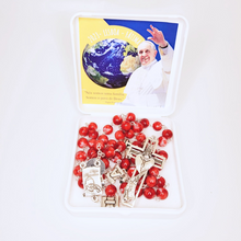 Load image into Gallery viewer, Pope Francis Red Rosary
