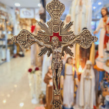 Load image into Gallery viewer, Standing Crucifix - 8.3&#39;&#39; | 21cm [Metal]
