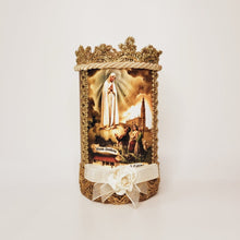 Load image into Gallery viewer, Apparitions of Our Lady of Fatima Candle holder
