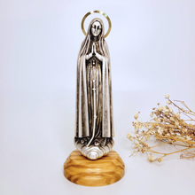 Load image into Gallery viewer, Our Lady of Fatima - Metal [5&#39;&#39; | 12.5cm]
