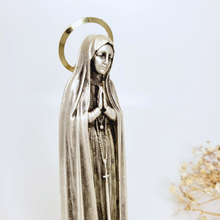 Load image into Gallery viewer, Our Lady of Fatima - Metal [5&#39;&#39; | 12.5cm]
