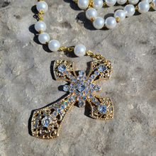 Load image into Gallery viewer, Pearl Glass Rosary
