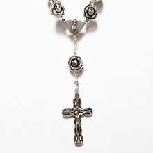 Load image into Gallery viewer, Silver Decade Rosary Roses
